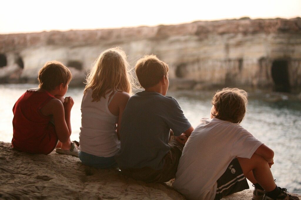 contemplating, friendship, friends